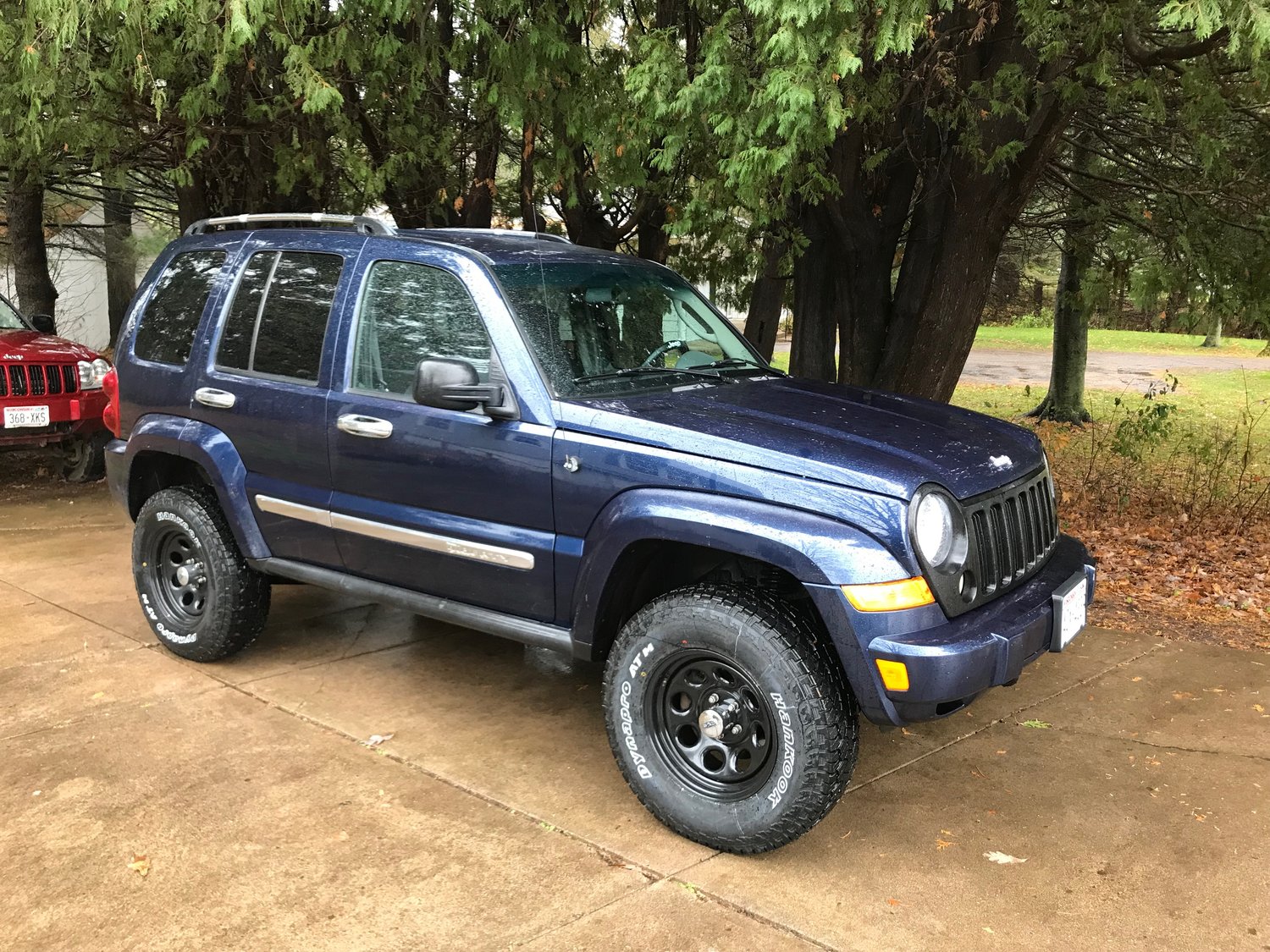 Old Man Emu 1.5" Suspension Systems for 0207 Jeep Liberty